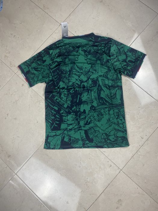 t-shirt editada de itália