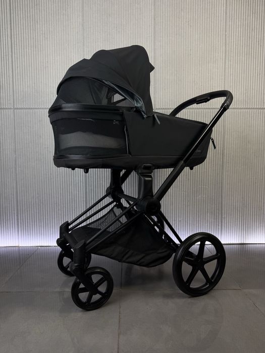 Wózek Cybex Priam 4.0 Deep Black 4w1 Czarny