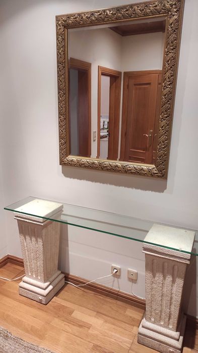 credencia em bom estado