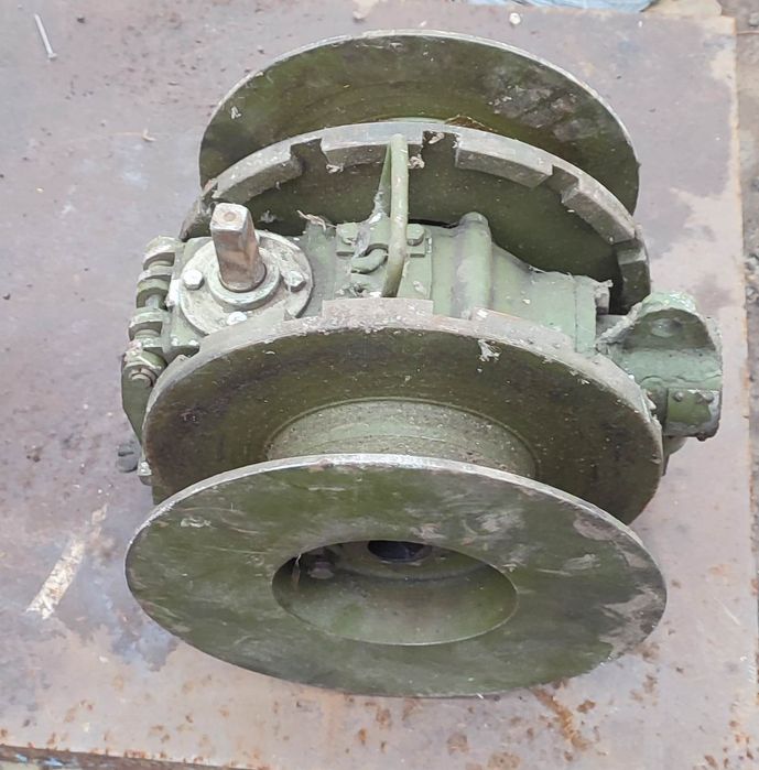 Продам либідку двох барабанну, лебедка