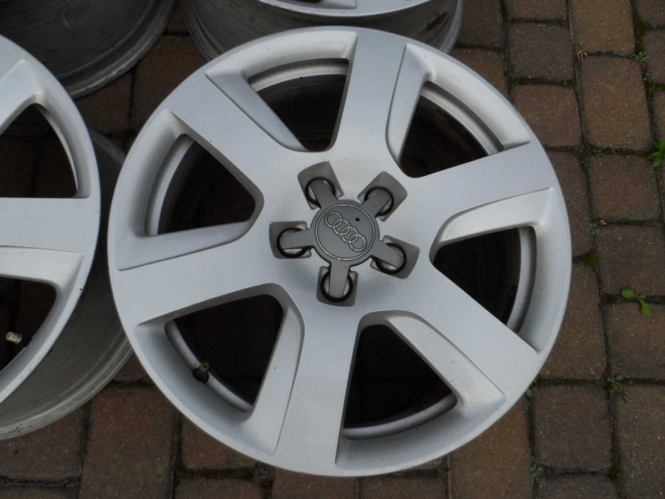 Alufelga Audi A6 C7 17-cali stan bardzo dobry jedna sztuka oryginalna
