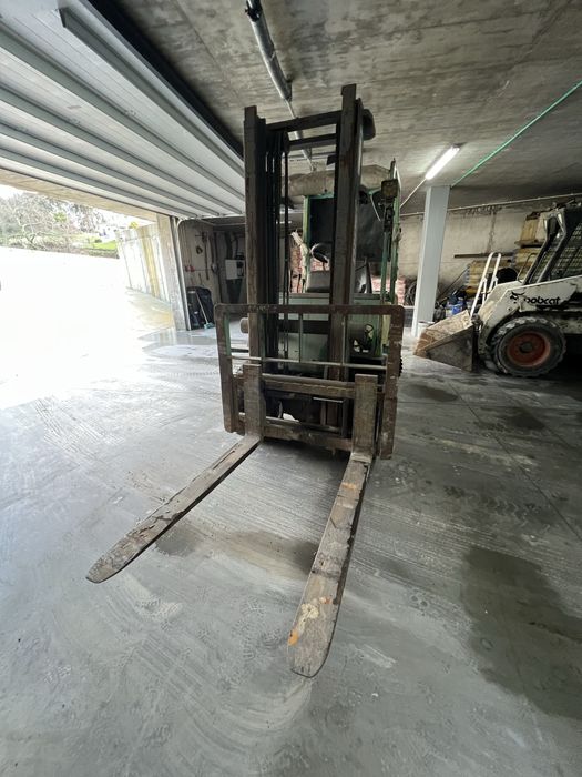 Empilhador a gasoleo