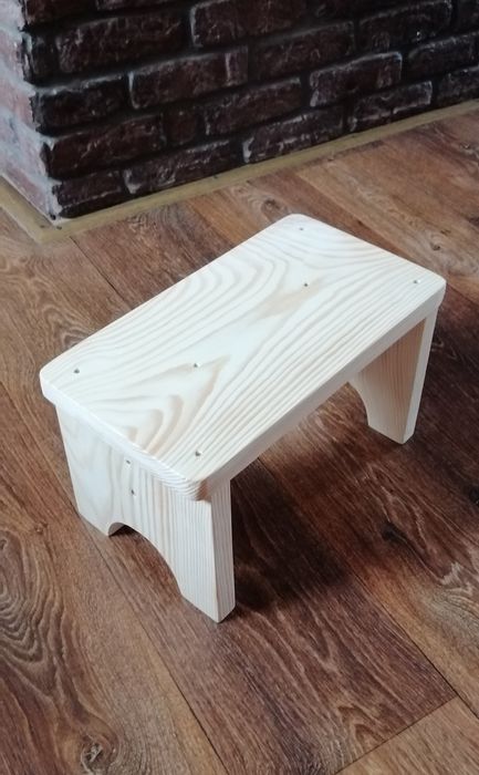 Подставка для ног, табурет, скамейка, стульчик. Деревянная