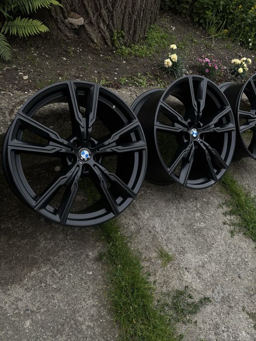 Felgi BMW 22 X5 G05 X6 G06 X7 G07 Mpakiet Styling 747M