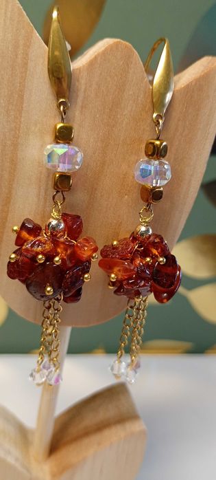 Kolczyki z bursztynem.