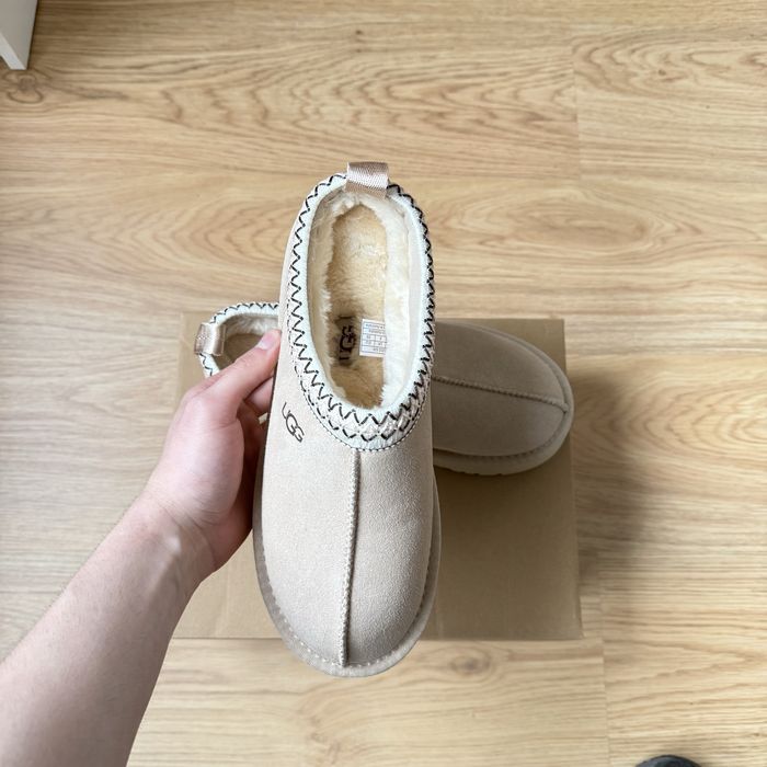 Uggs pantufas beges