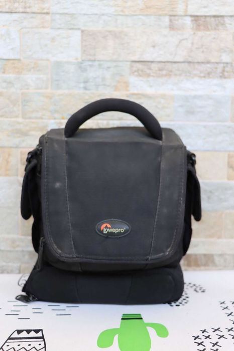 Canon EOS 450D + Carregador + Mala + Objectiva Lente 18-55mm