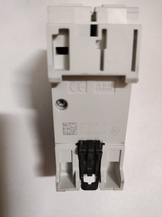 УЗО АВВ 25 А ,30 мА. (Устройство защитного отключения).