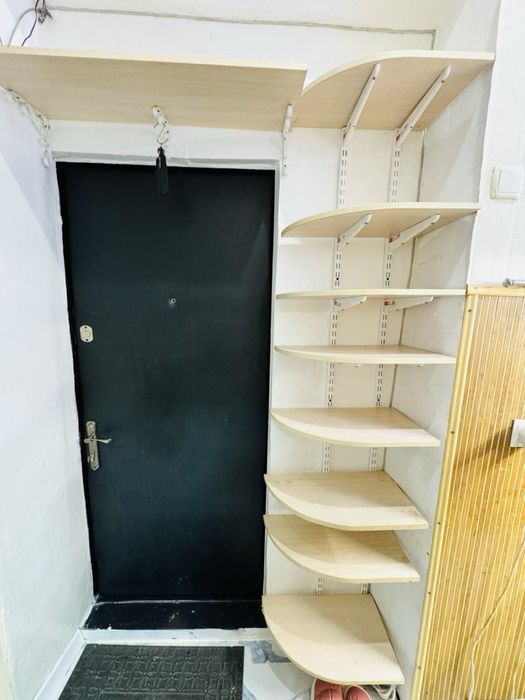 Здається кімната в гуртожитку (Подільський район)