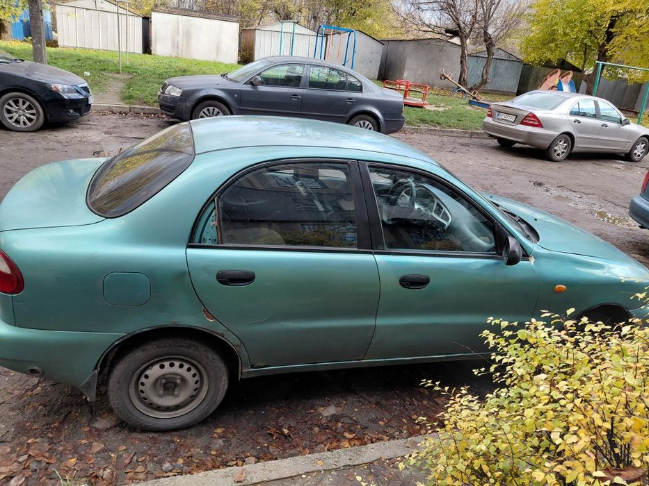 Продам Ланос 1.5, без торга