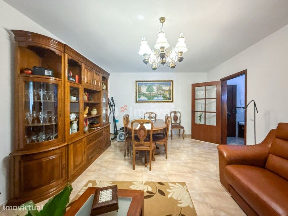 Apartamento T3 Abrantes com 2 varandas