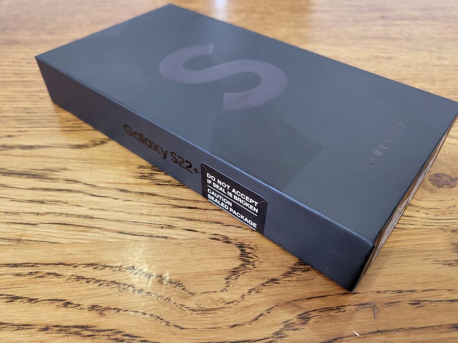 Новий оригінальний Samsung galaxy s22 plus 8/128Gb чорний/black ( new