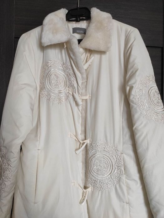 Пальто стеганное,демисезонное