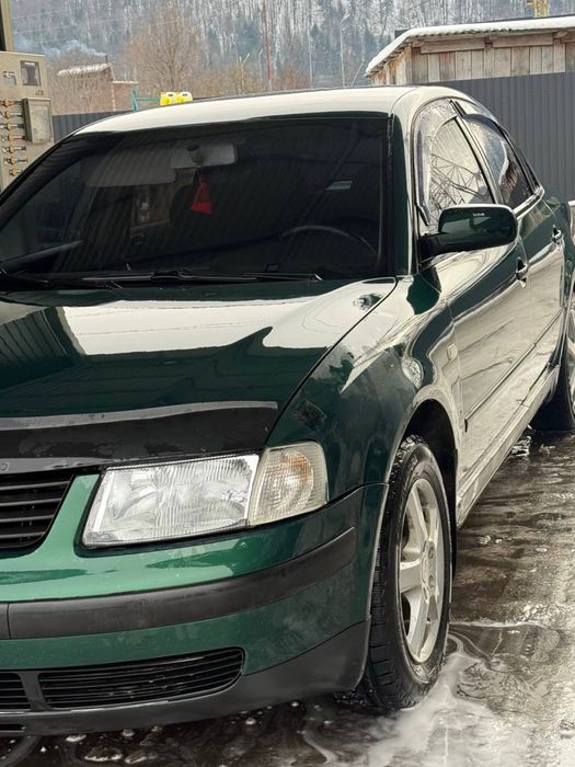 Авто  пасат б5 в хорошому стані