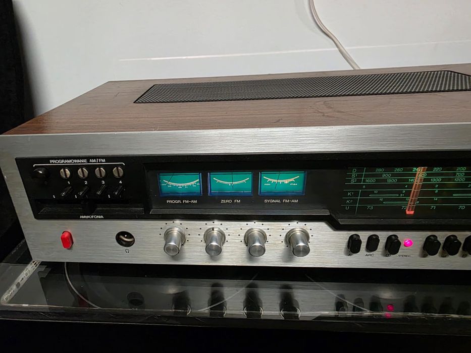 Amplituner Merkury Dsh 303A,sprawny przestrojony.