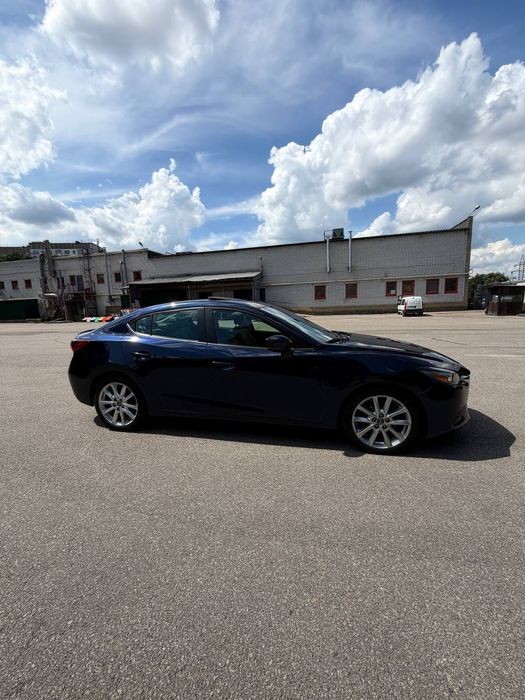 Продаю Mazda 3 TOURING
