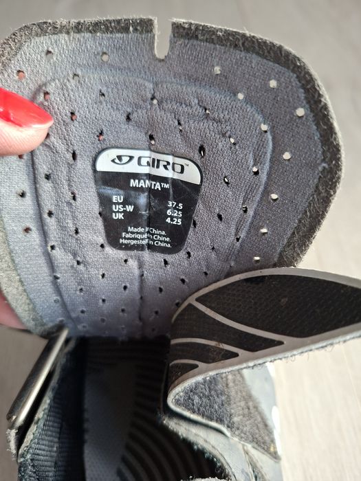 Buty rowerowe GIRO m. Manta z blokami r. 37,5