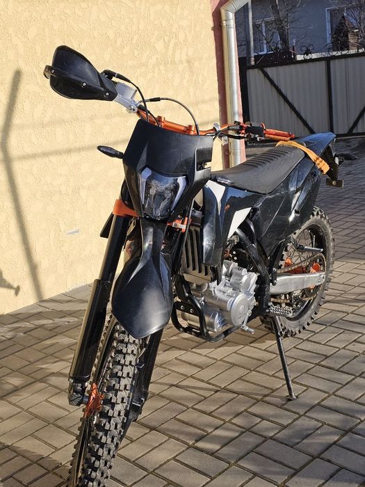 Продам мотоцикл крос