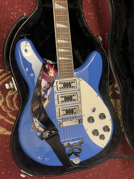 Rickenbacker электро-гитара + кейс