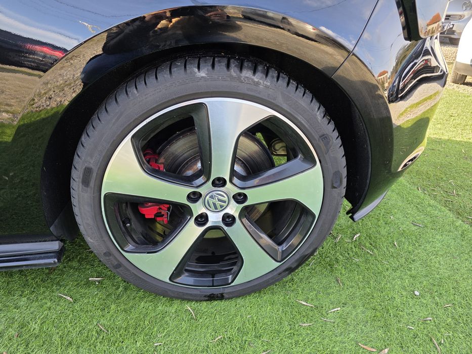 Volkswagen Golf 7 GTI Performance