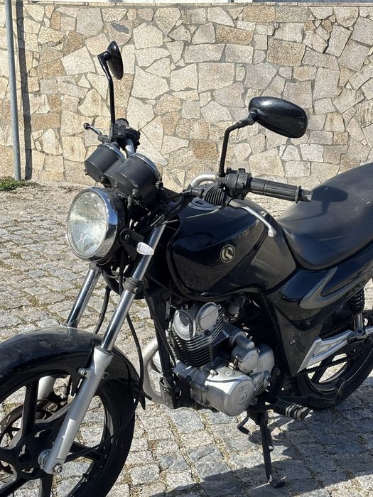 SYM 125 pronta a andar