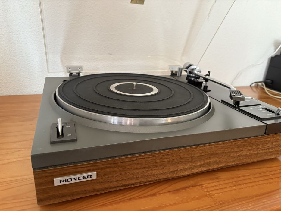 Gira discos Pioneer PL-112 D