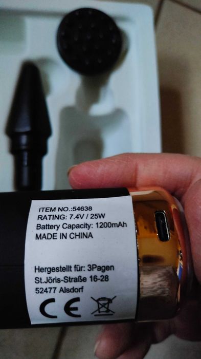 Masażer mięśni pistolet  do masażu, fajny prezent