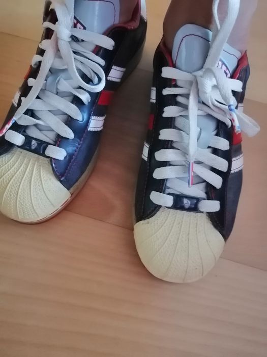 Sapatiljas adidas Nets ed. Limitada