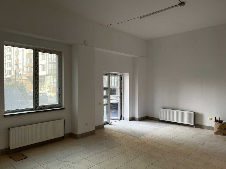 Оренда комерційного приміщення Луцьк ЖК "АТЛАНТ"  66 кв.м