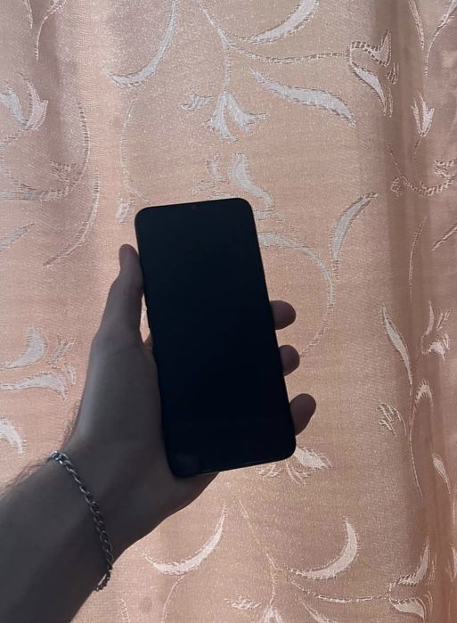 Продам телефон оппо а 16