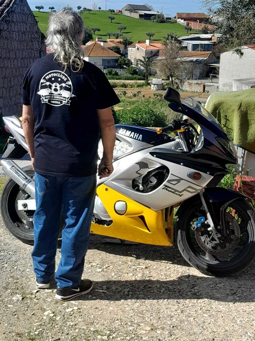 Moto Yamaha 600r