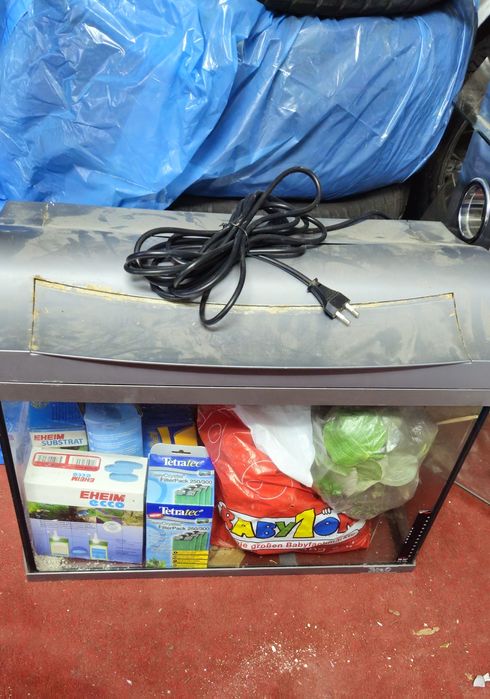 Akwarium Tetra z pokrywą oświetlenie + akcesoria EHEIM TetraTec komple