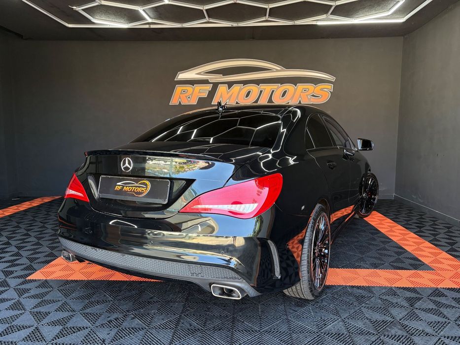 Mercedes-Benz CLA 220 CDI 7G-DCT AMG Line