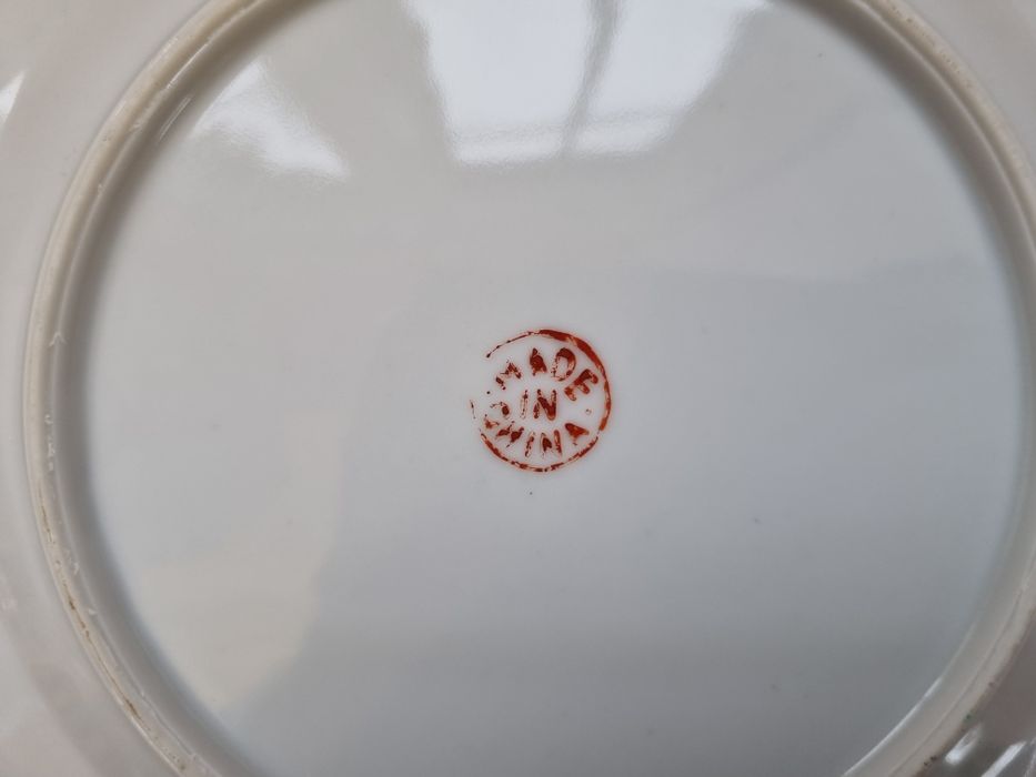 Pratos dragão a verde