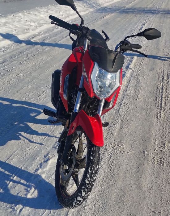 Продам мотоцикл Loncin cr1s 200