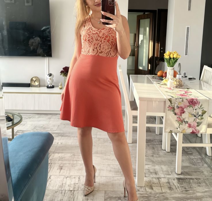 Sukienka Izabel London rozmiar XL