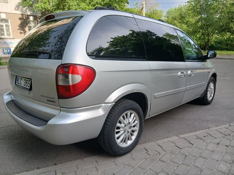Продам  CHRYSLER  Grand  VOYAGER  2.8  td  АКПП