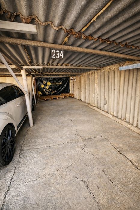 Оренда Парко Місця З 220V | Таїрово | КАСКАД