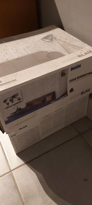 Biała cegła dekoracyjna