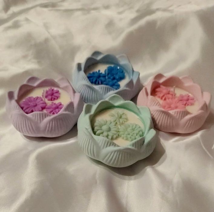 Várias peças  em gesso perfumado e cera de soja vários  preços