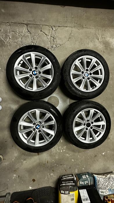 Sprzedam felgi aluminiowe z  oponami letnimi