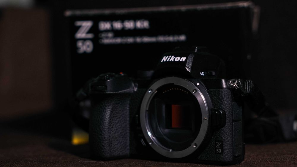 Камера Nikon Z50 та об'єктив Kit DX 16‑50mm