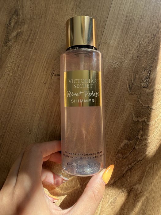 Mgielka do ciala victoria’s secret velvet petals