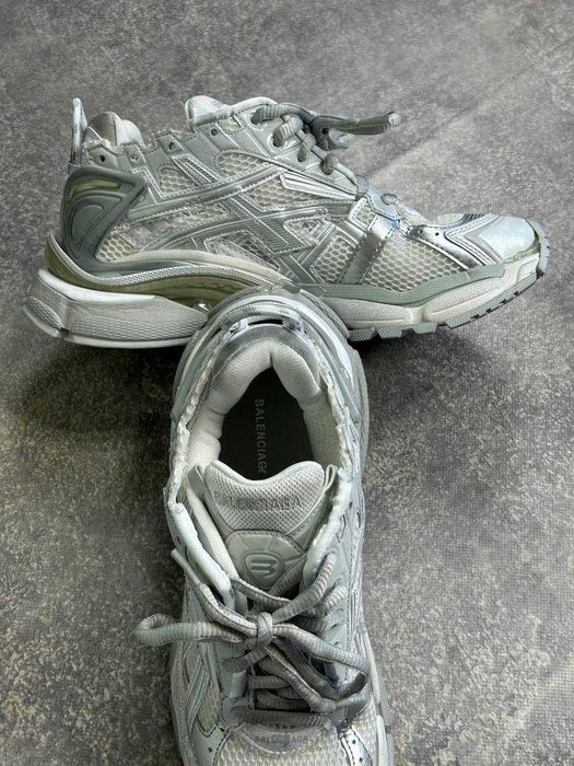 BALENCIAGA Runner кроссовки металлик кеди кеды кросівки білі 43
