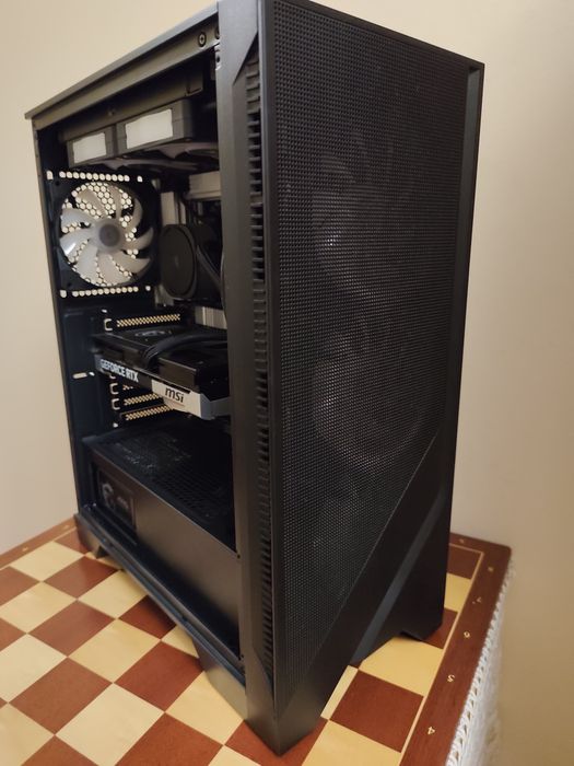 Computador Torre Gaming MSI NVIDIA GeForce 5070 Blackwell Ventus 12GB