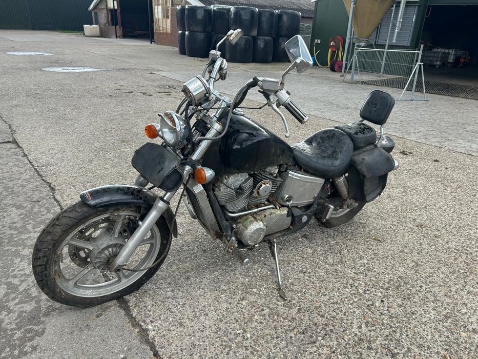 Honda Shadow VT 1100 SC18 Części