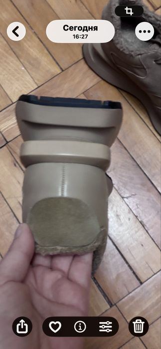 зимние кросовки 40р