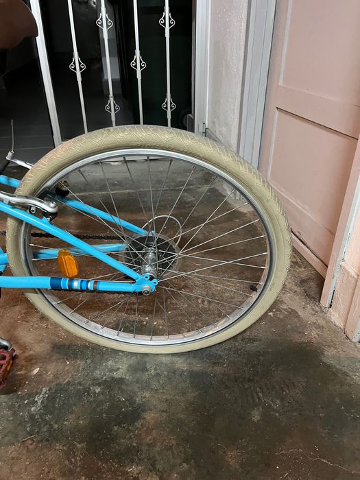 Bicicleta quase nova