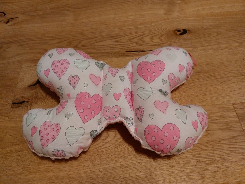 Poduszka korekcyjna dla niemowlaka  motylek