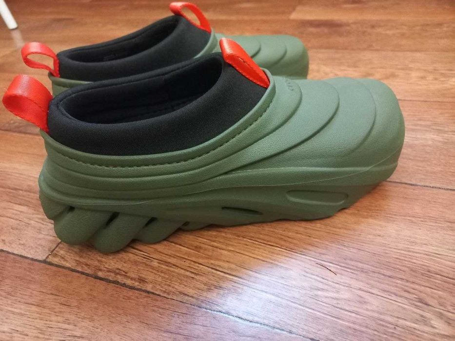 Черевики напівчоботи Crocs M6W8